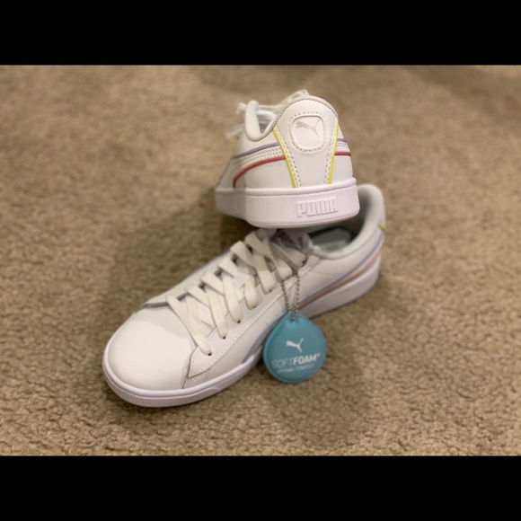 PUM Vikky V2 - Picture 2 of 4